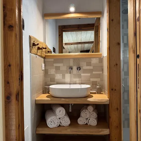 Mot 公寓 马莫拉