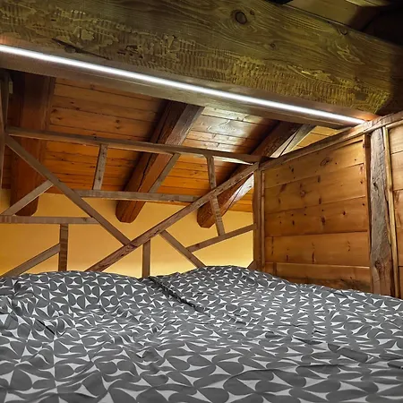 Mot 公寓 马莫拉